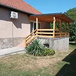 Gulyás 4*